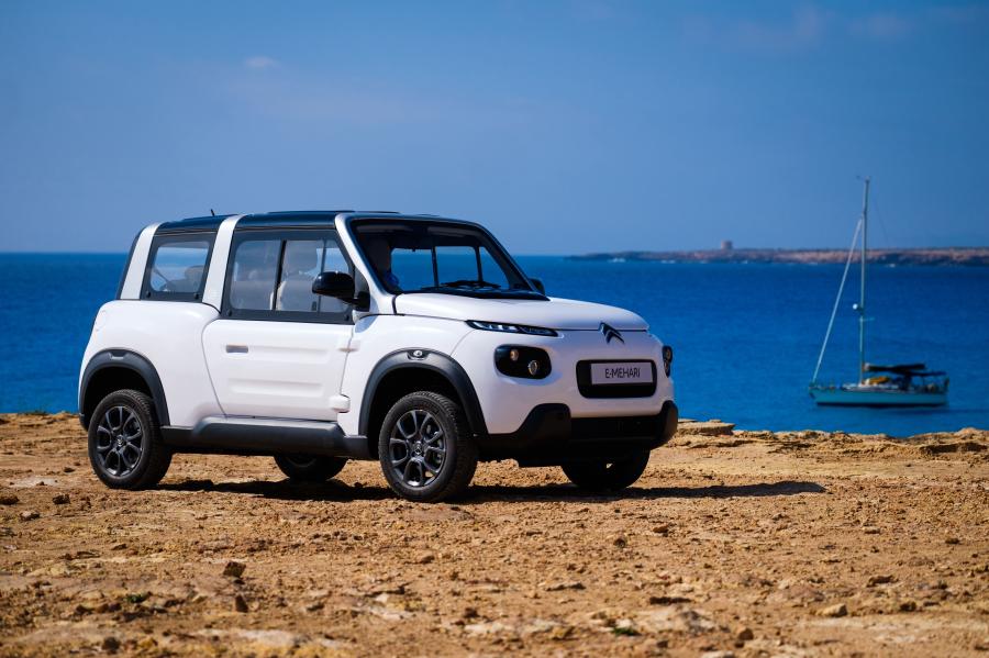  Citroen E-Mehari 2018 года  (фото 17 из 26)